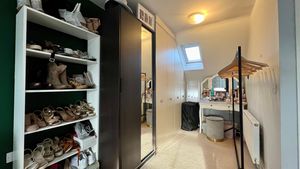 Photo 18- click for photo gallery